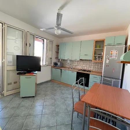 Casa Mia 100 M Dal Mare Lido Marini